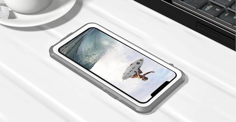 12 Best iPhone XS Waterproof Cases